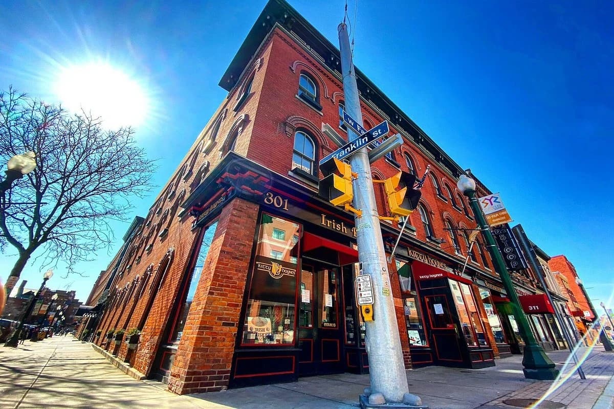 Kitty Hoyne's Ierse pub en restaurant