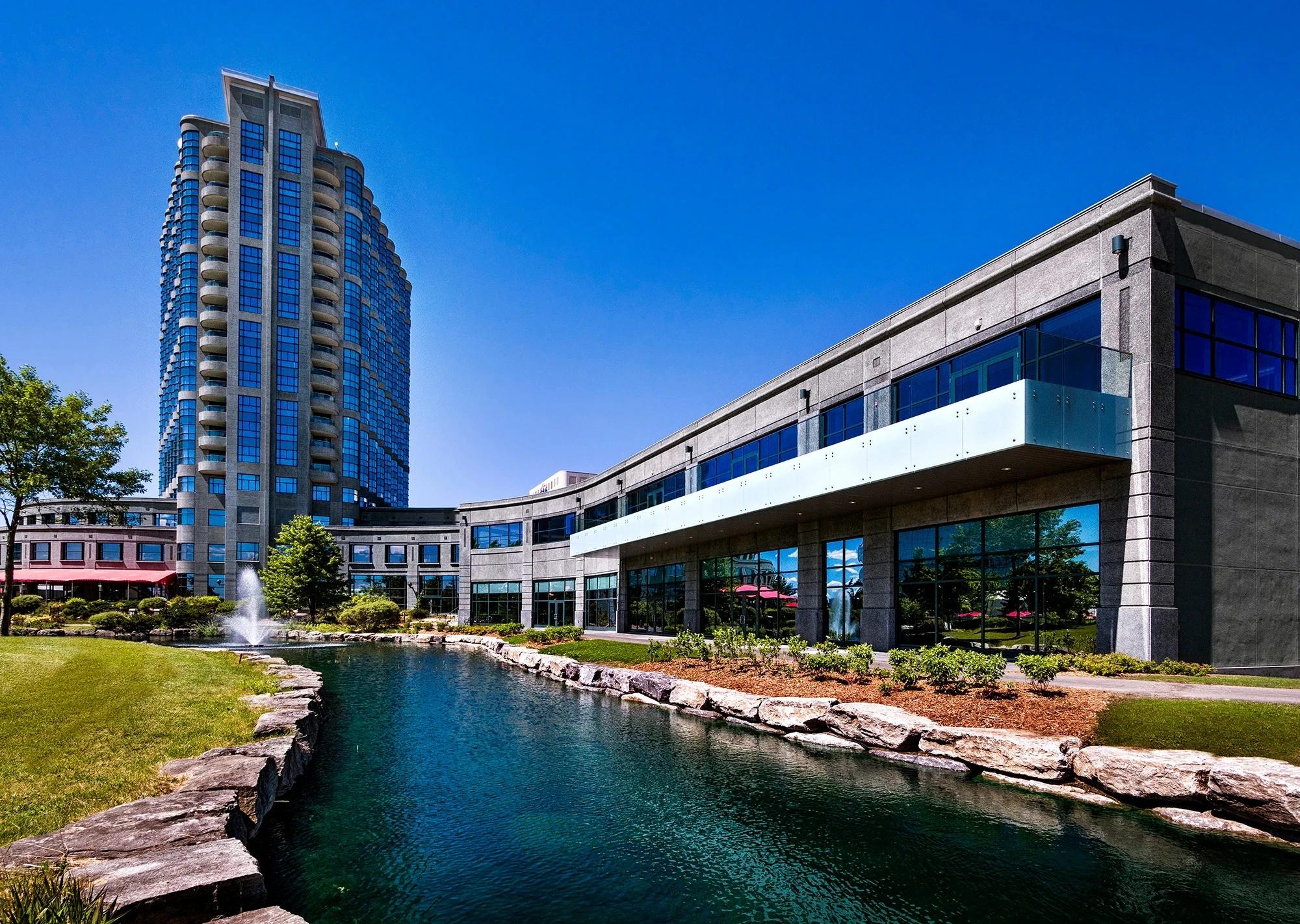 Brookstreet-Hotel