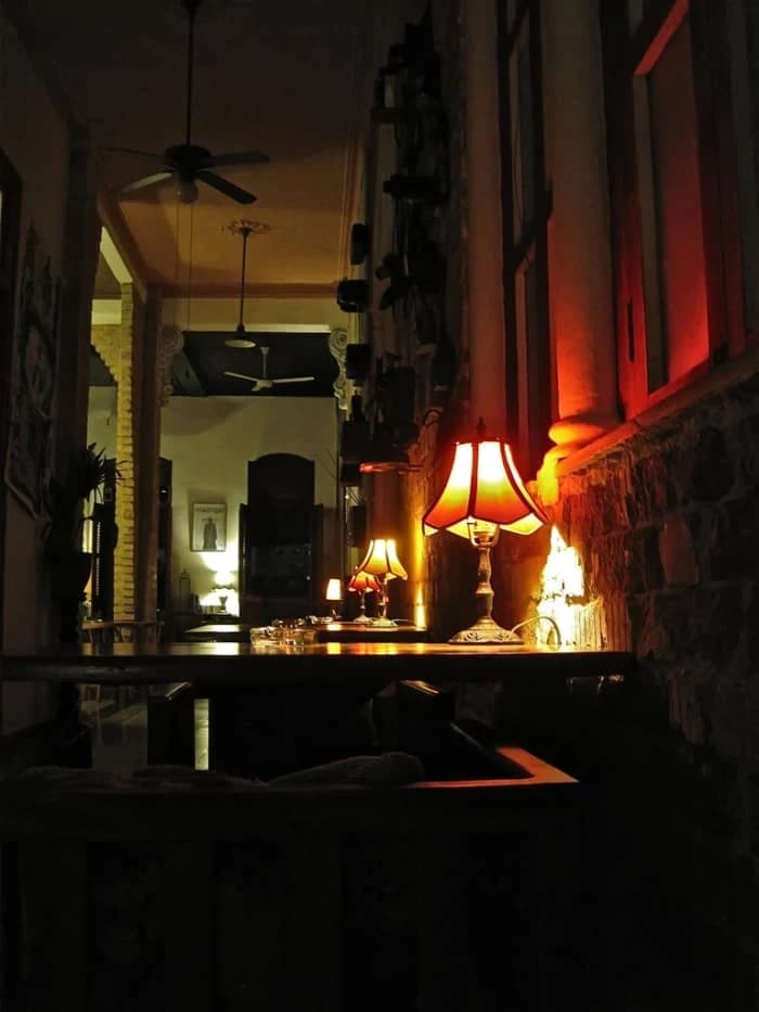 Café Bar Madrigal Havana