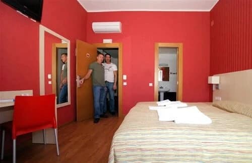 Papegaaien Sitges Hotel