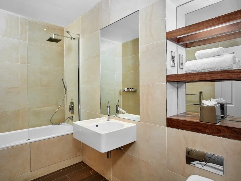 Jurys Inn Cardiff