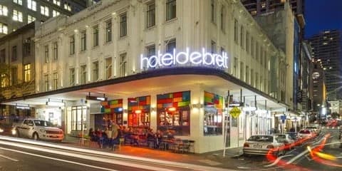 Hotel DeBrett