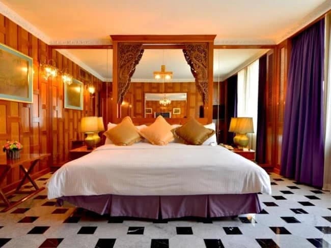Tawana Bangkok hotel