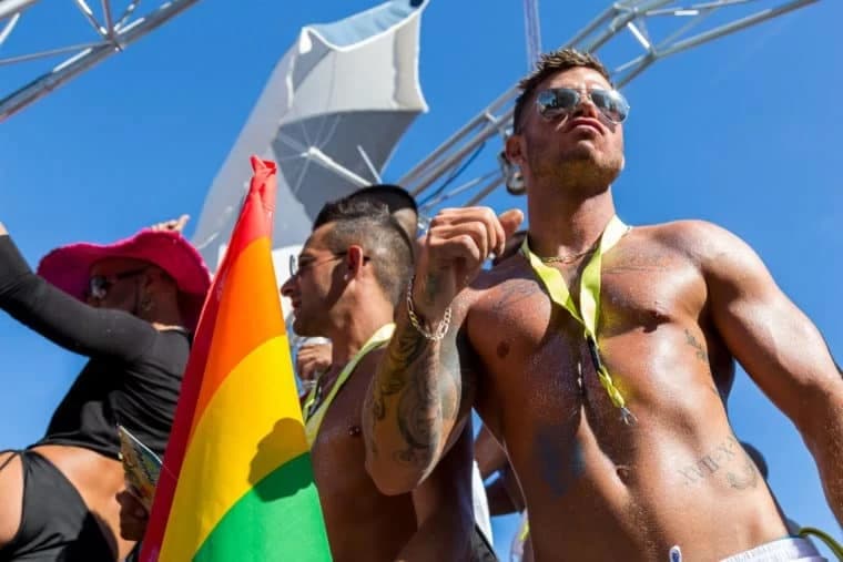 Gehen Sie zum Sitges Pride