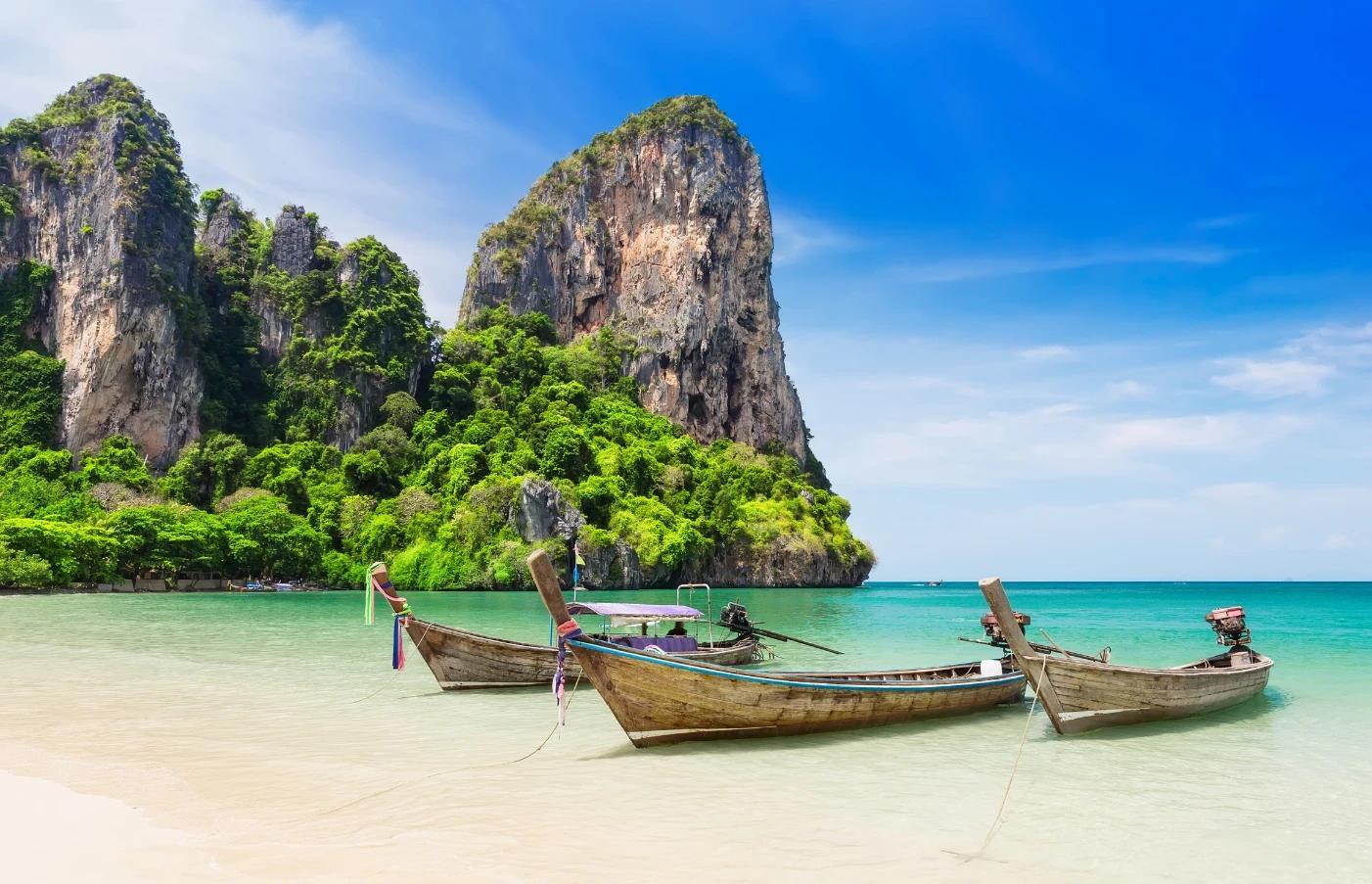 ゲイグループ旅行：タイの冒険