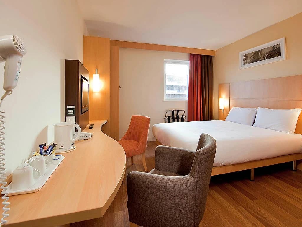 Ibis Belfast City Centre