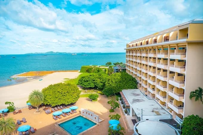 Dusit Thani Pattaya Hotel