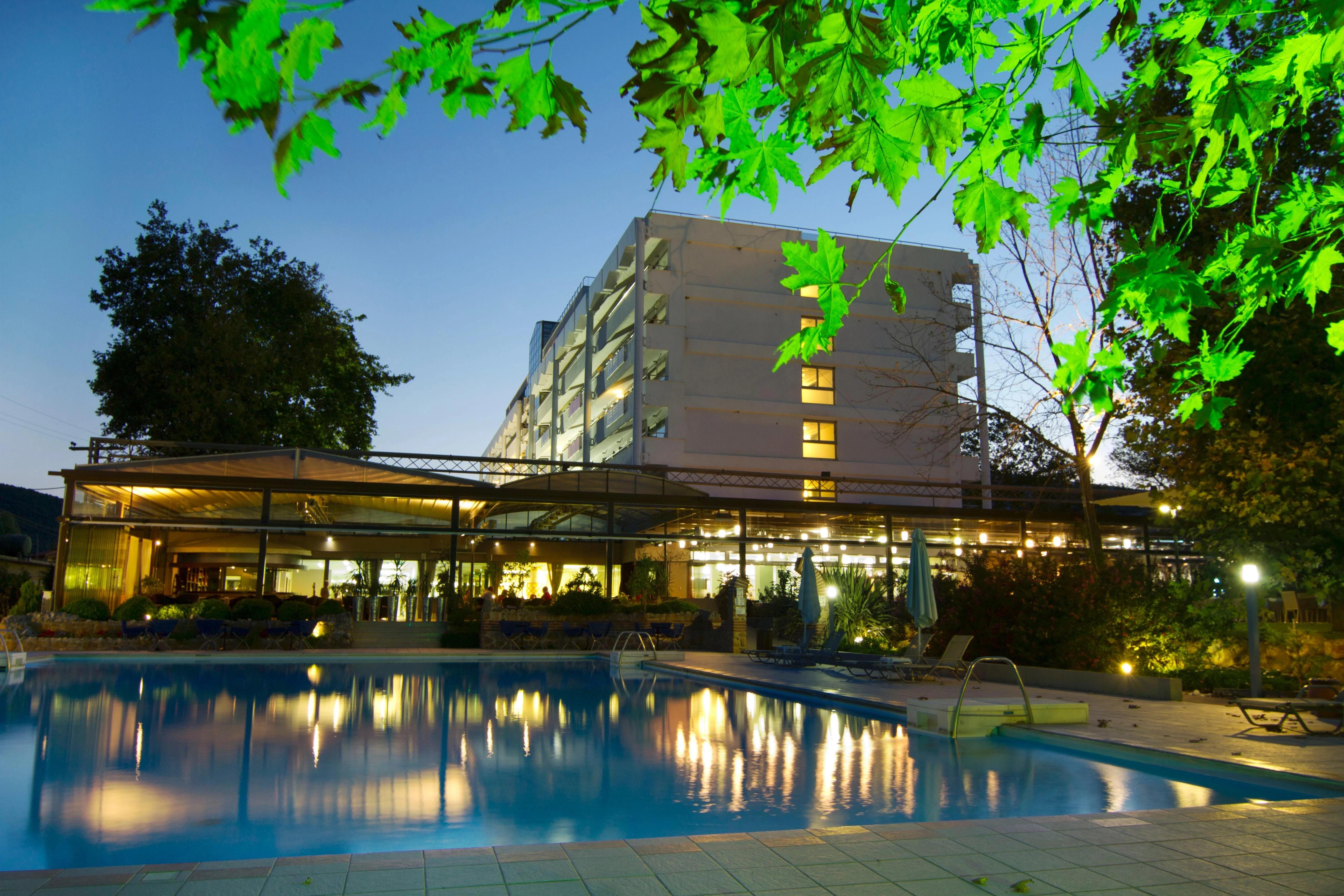Cronwell Platamon Resort